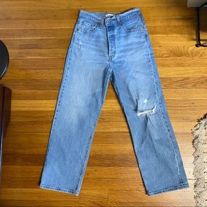 Levi’s Ribcage Straight